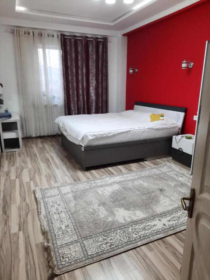 Diplomat Apartments Бишкек Экстерьер фото
