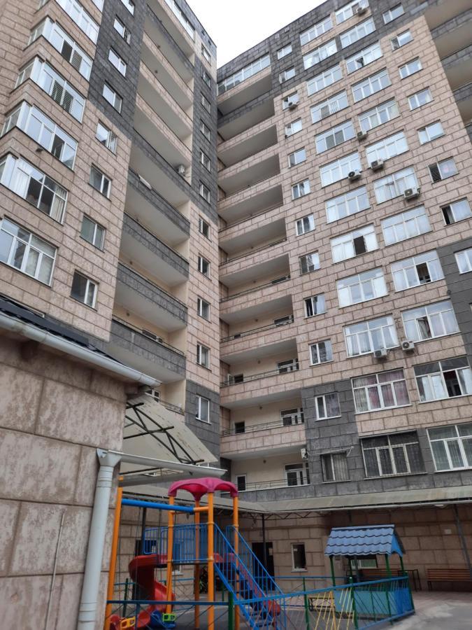 Diplomat Apartments Бишкек Экстерьер фото