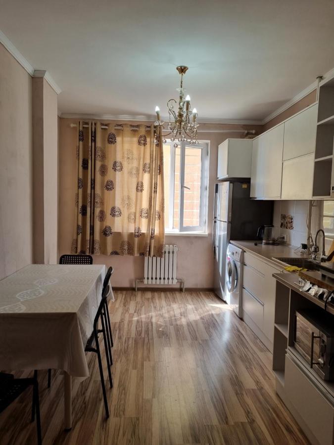 Diplomat Apartments Бишкек Экстерьер фото
