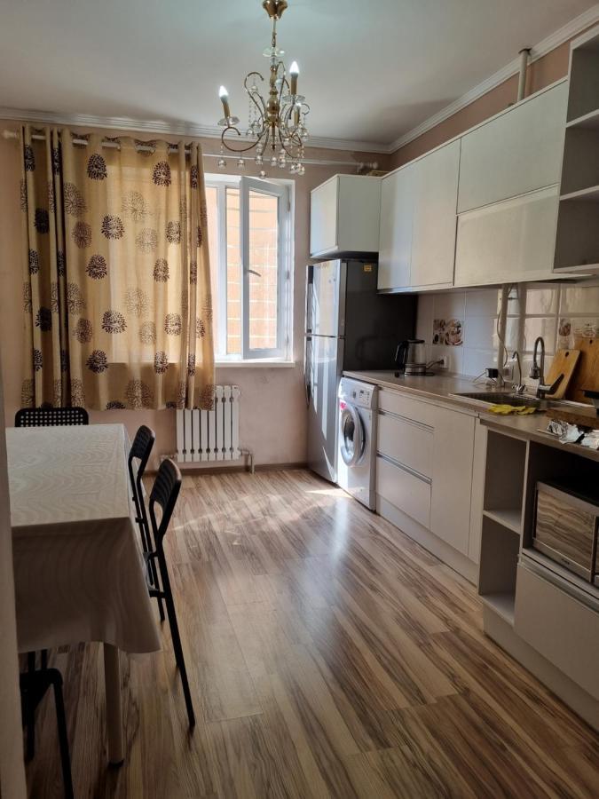 Diplomat Apartments Бишкек Экстерьер фото